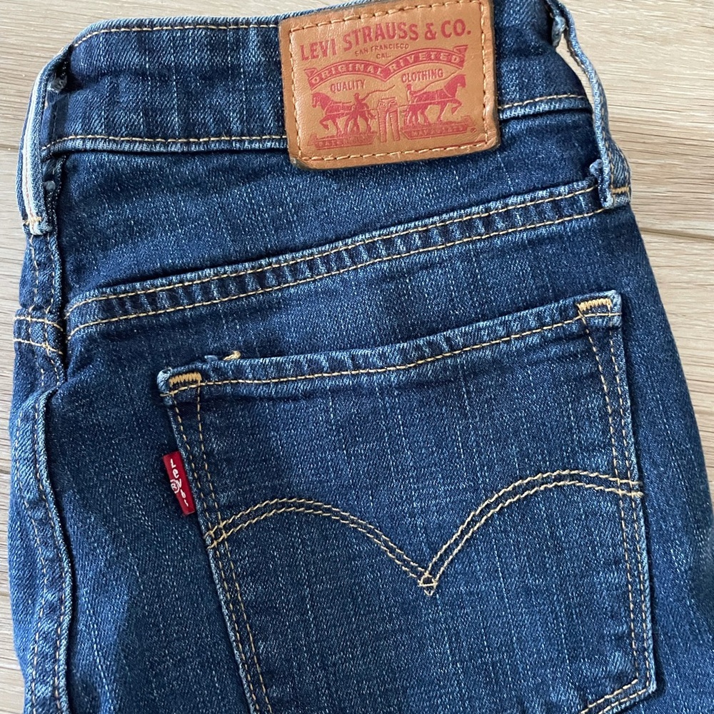 Levis 721 size 26